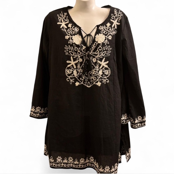 Raviya Tops - Raviya Black Tunic with white Embroidery